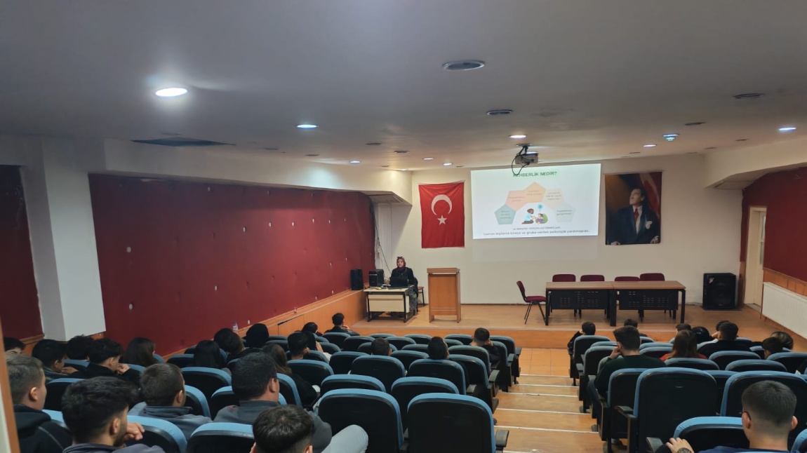 Rehberlik Servisimizin Tanıtımı ve Mesleki Eğitim 